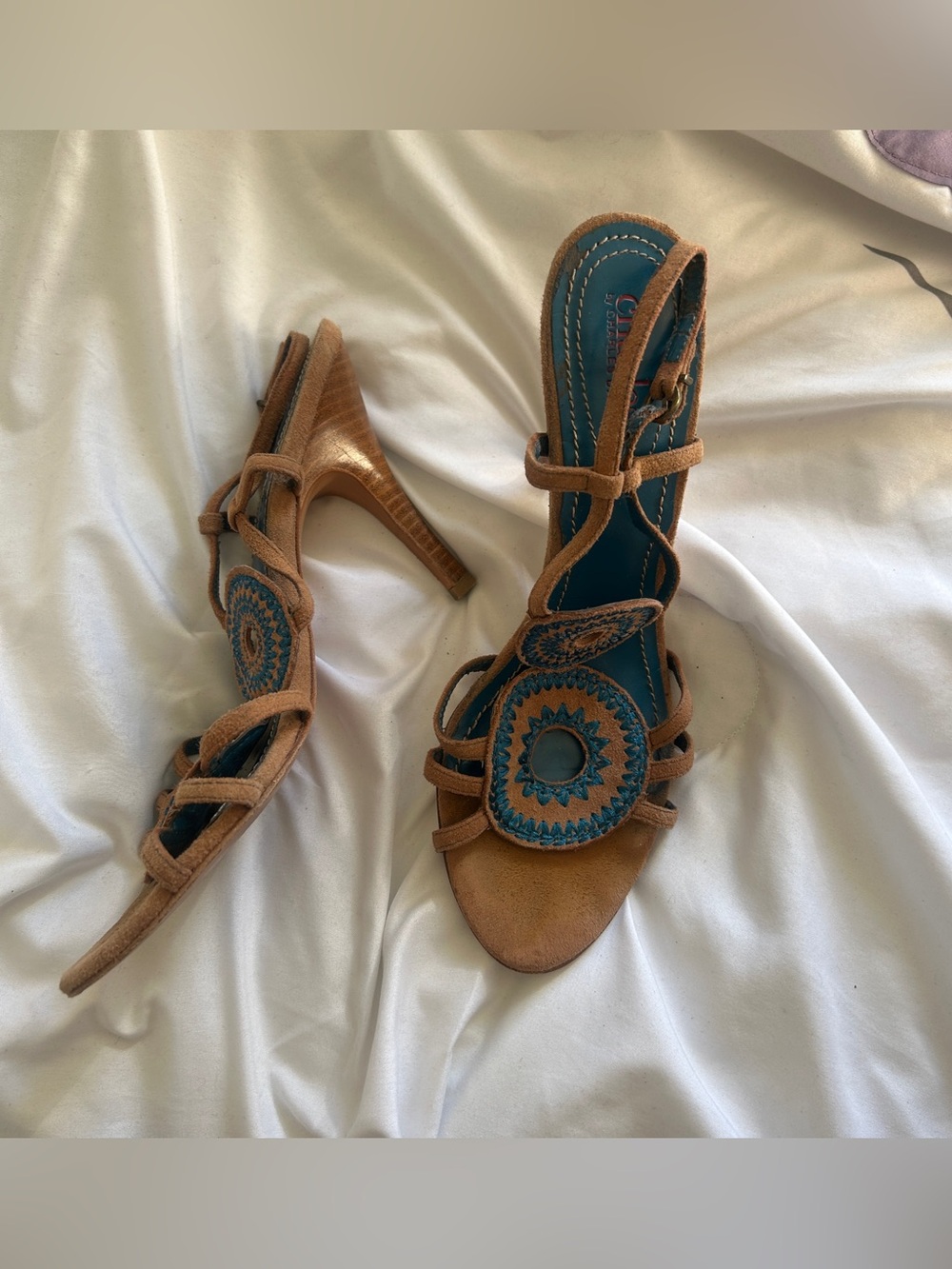 Charles David beige Suede strappy heels teal embroidered medallion Women’s 7.5
